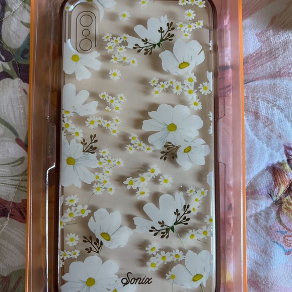 Sonix Ditsy Daisy iPhone XS MAX Case - Picture 9 of 10